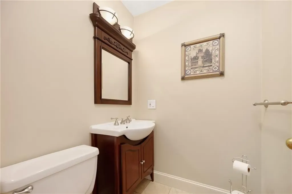 40 Alpine Estates Drive Cranston RI 02921