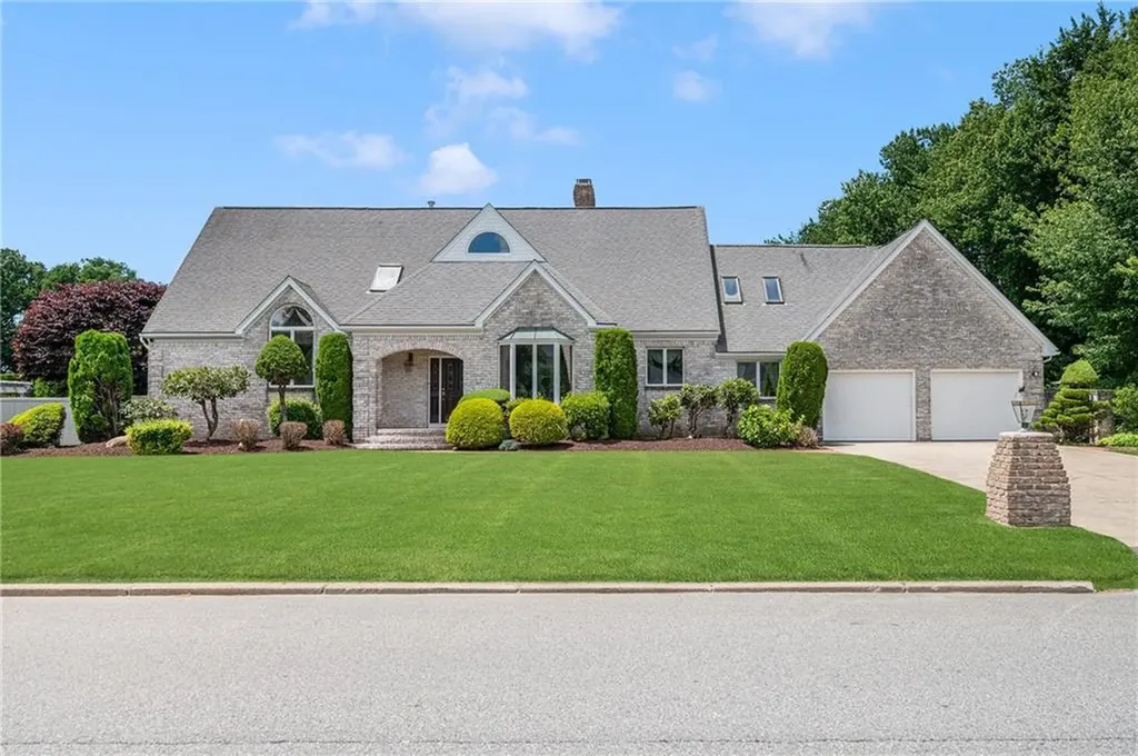 40 Alpine Estates Drive Cranston RI 02921