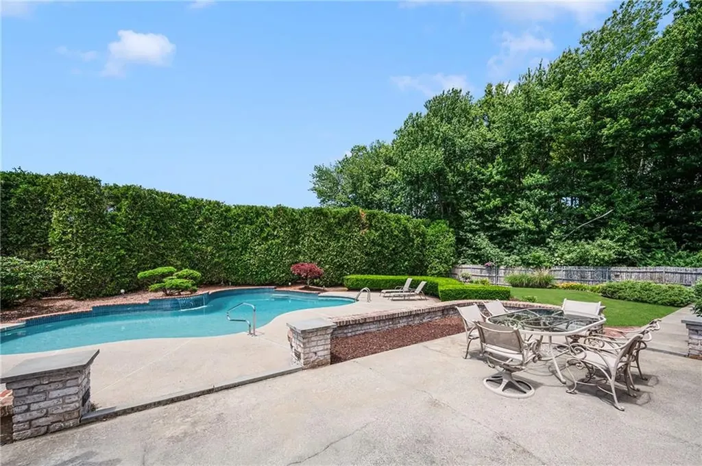 40 Alpine Estates Drive Cranston RI 02921