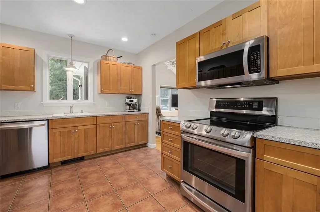 15 Little Pond County Road Cumberland RI 02864