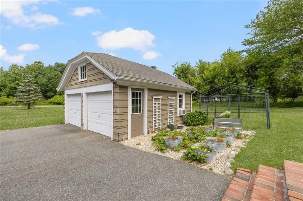 15 Little Pond County Road Cumberland RI 02864
