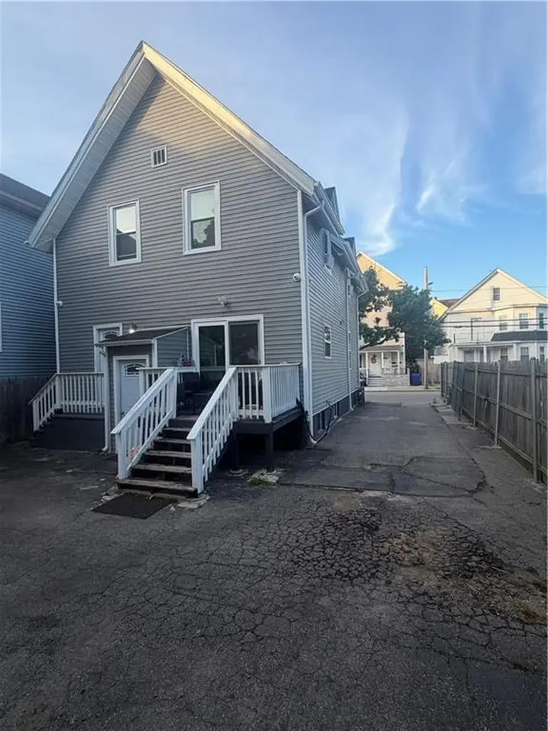 124 River Avenue Providence RI 02908