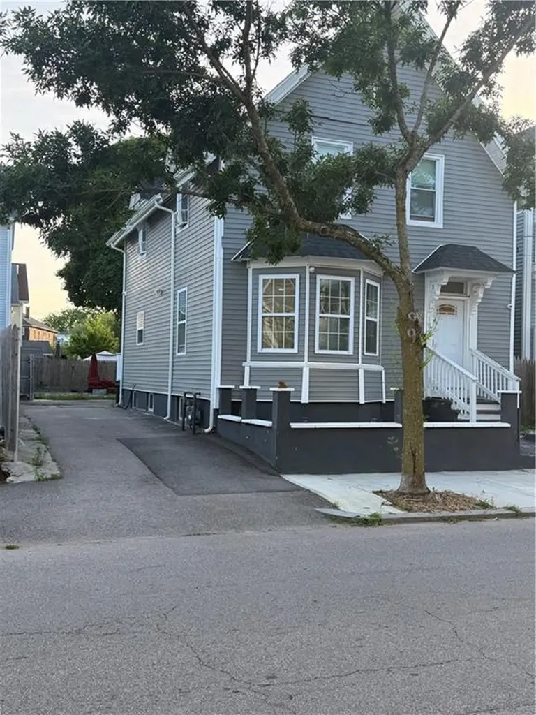 124 River Avenue Providence RI 02908