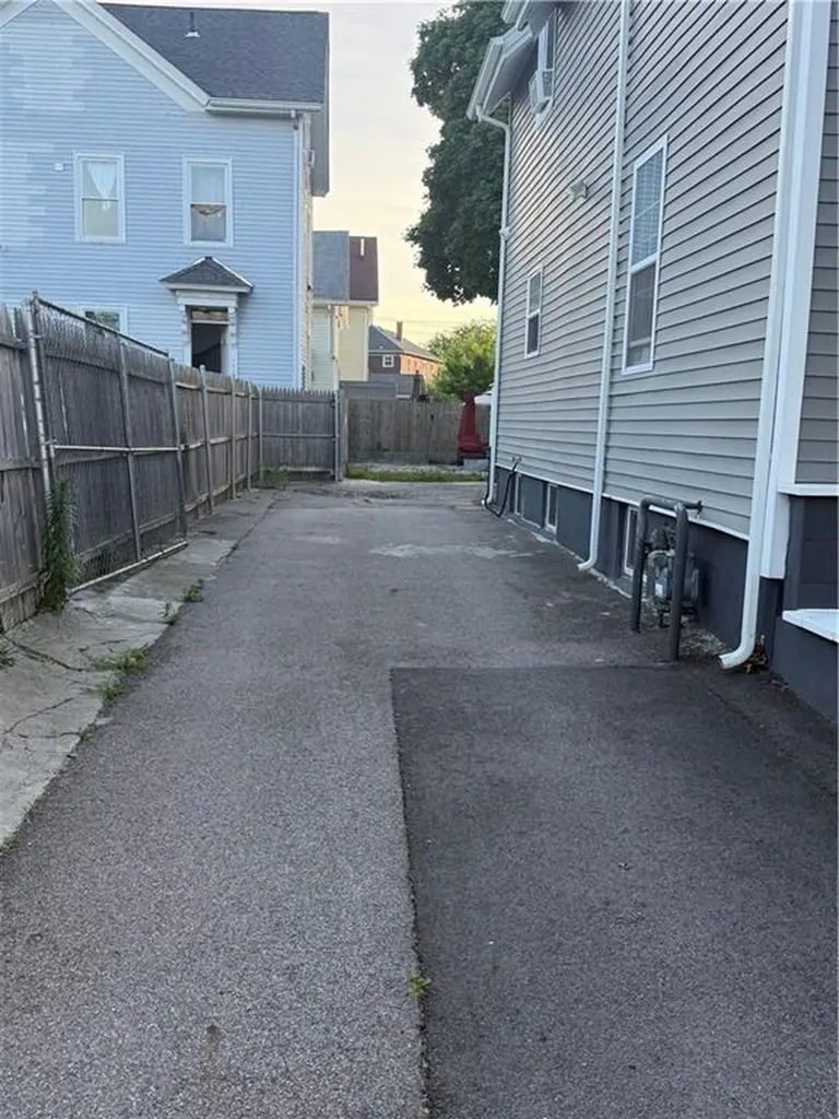 124 River Avenue Providence RI 02908