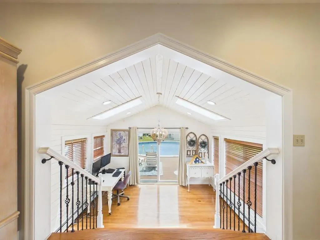 230 Curtis Corner Road South Kingstown RI 02879