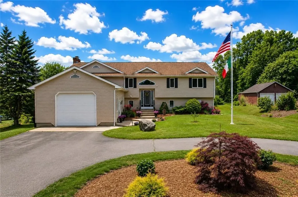 230 Curtis Corner Road South Kingstown RI 02879