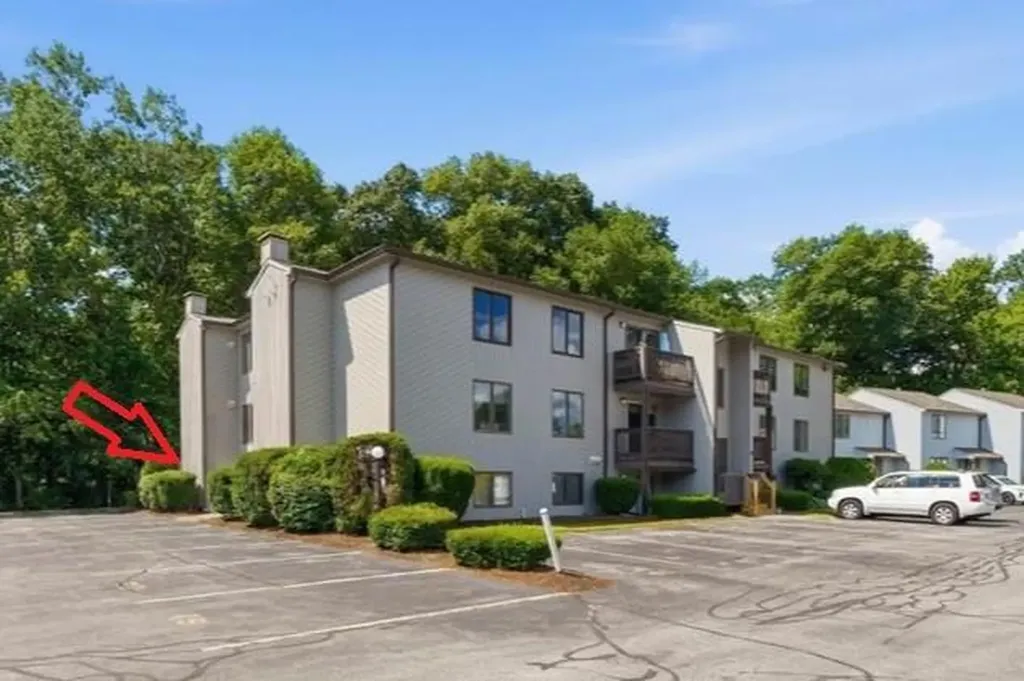 41 Kristee Circle West Warwick RI 02893