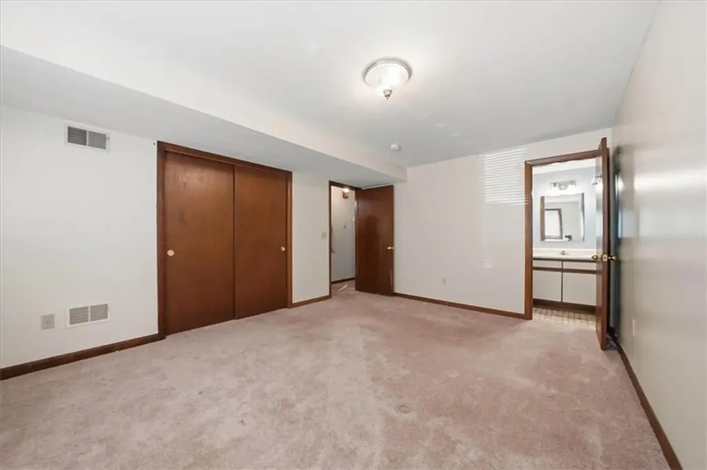 41 Kristee Circle West Warwick RI 02893