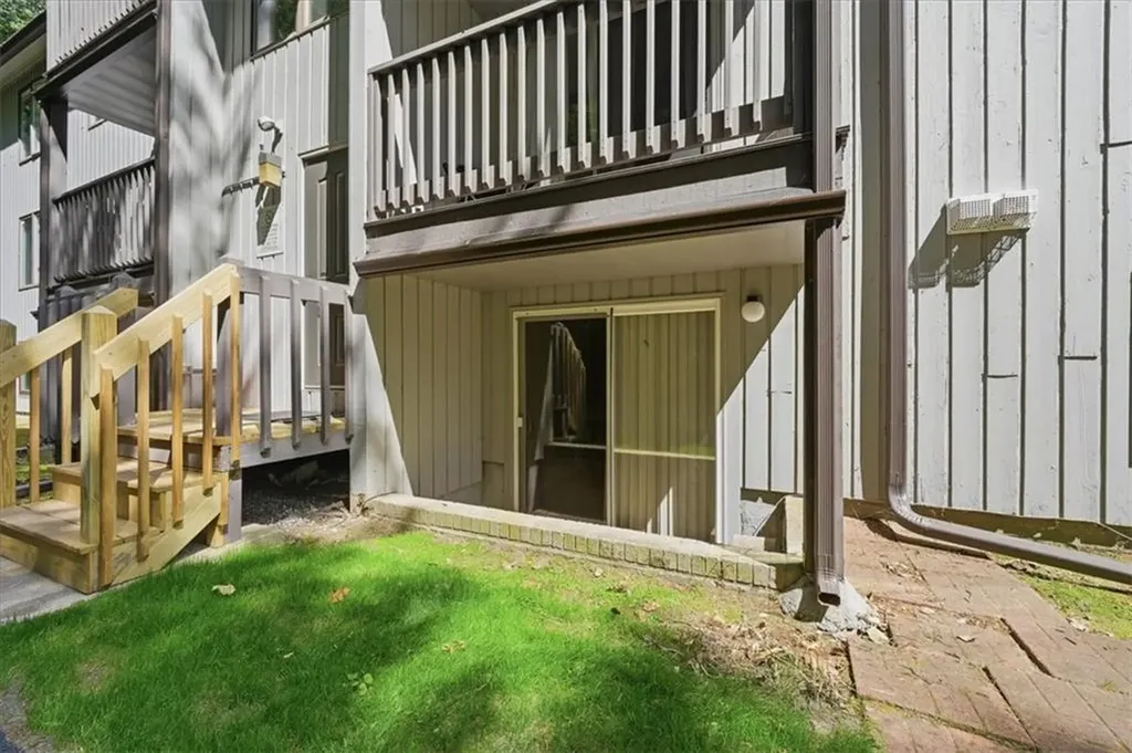 41 Kristee Circle West Warwick RI 02893