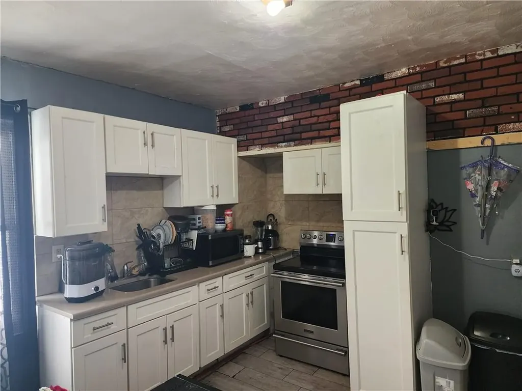 49 Sorrento Street Providence RI 02909