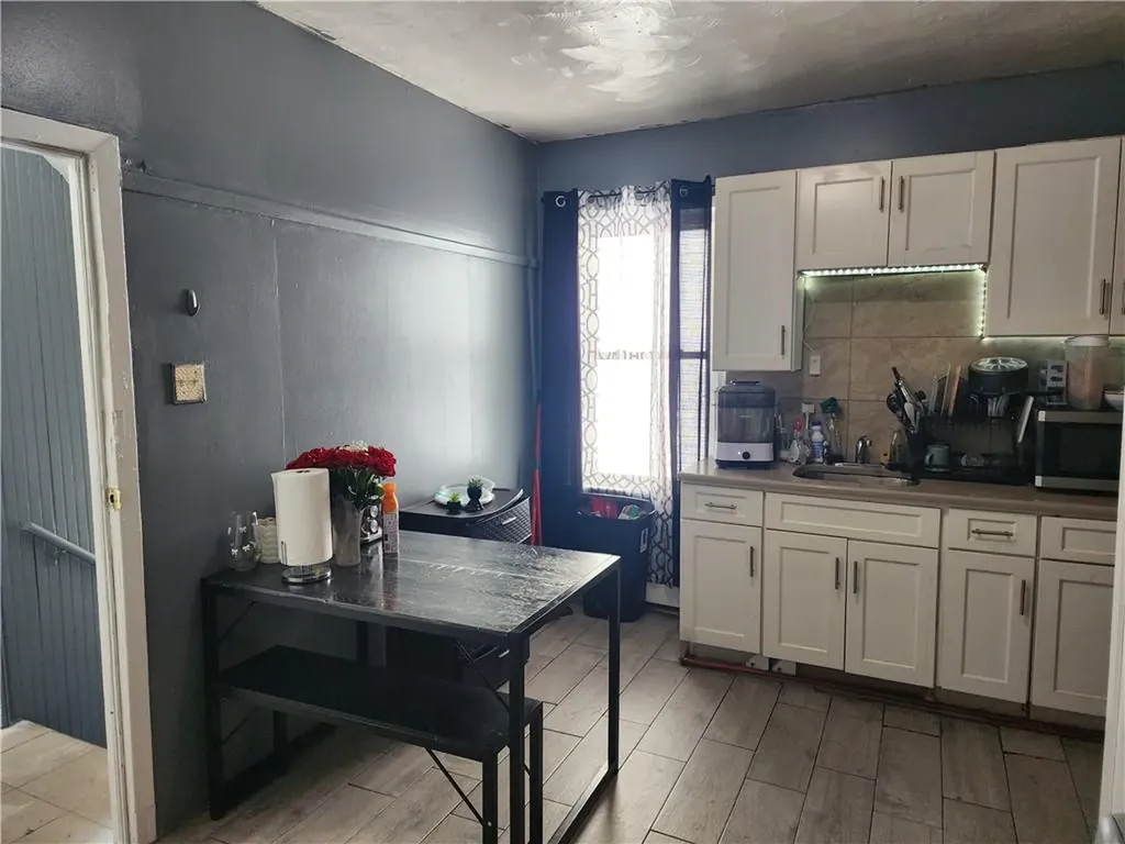 49 Sorrento Street Providence RI 02909