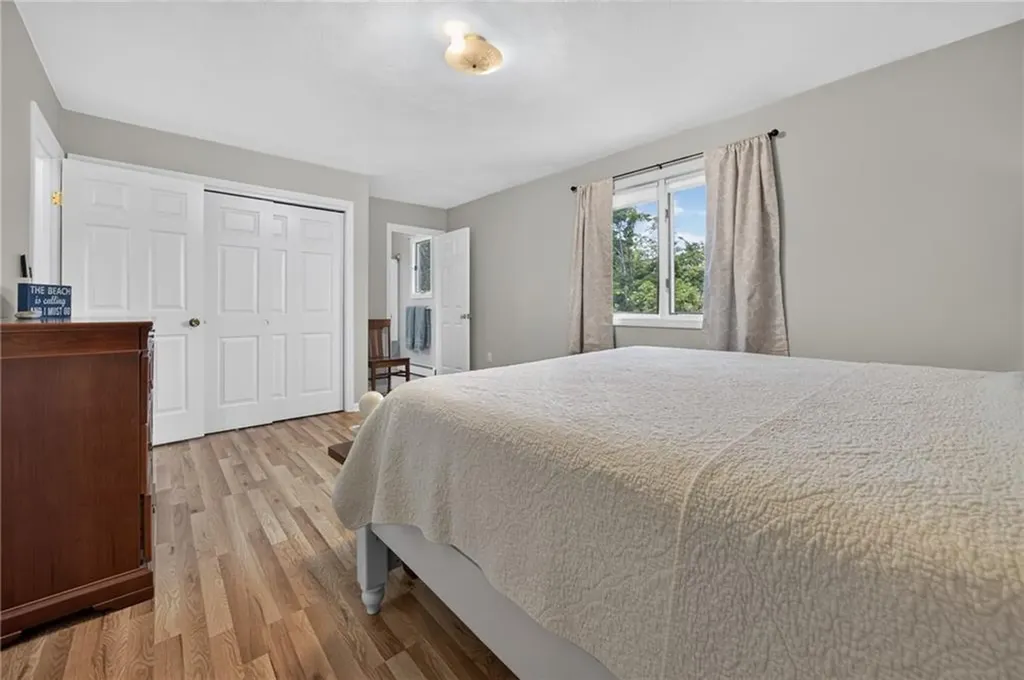 8 Southwest Road Narragansett RI 02882