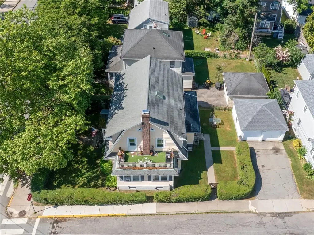 440 Broadway Newport RI 02840