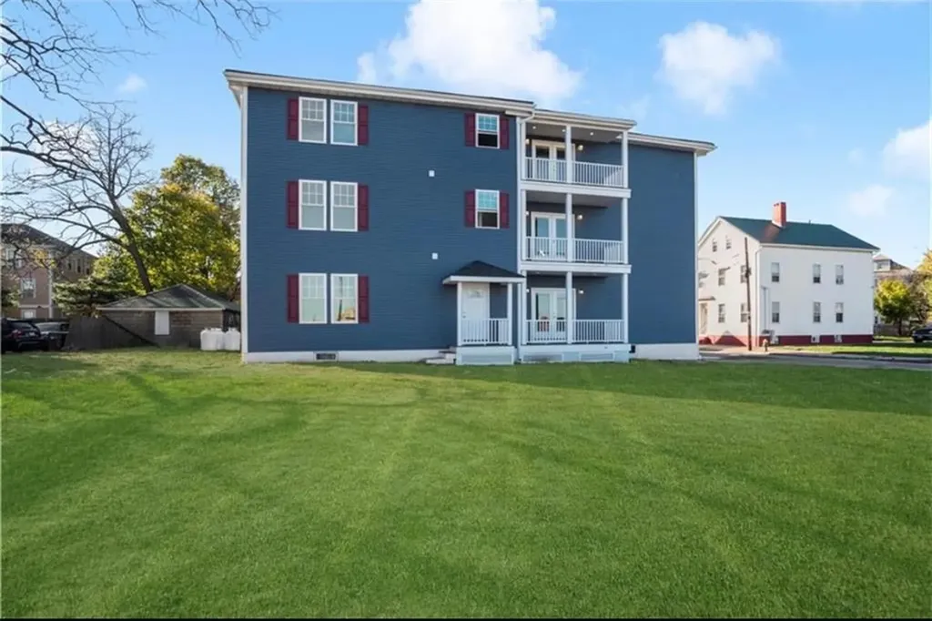 38 Maple Street Providence RI 02903