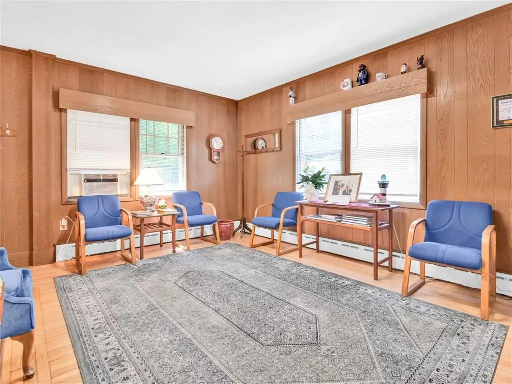 440 Broadway Newport RI 02840