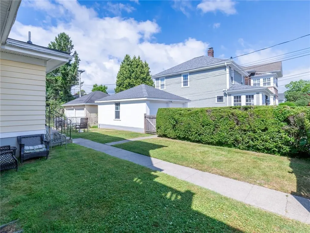 440 Broadway Newport RI 02840