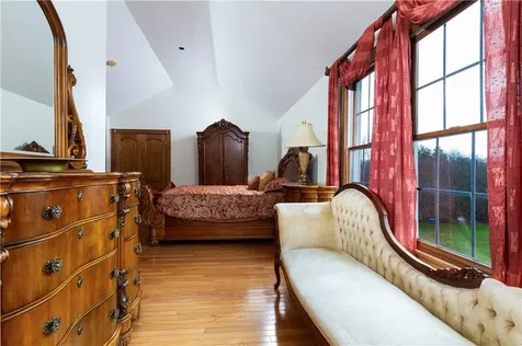 10 Ridge Road Newport RI 02840