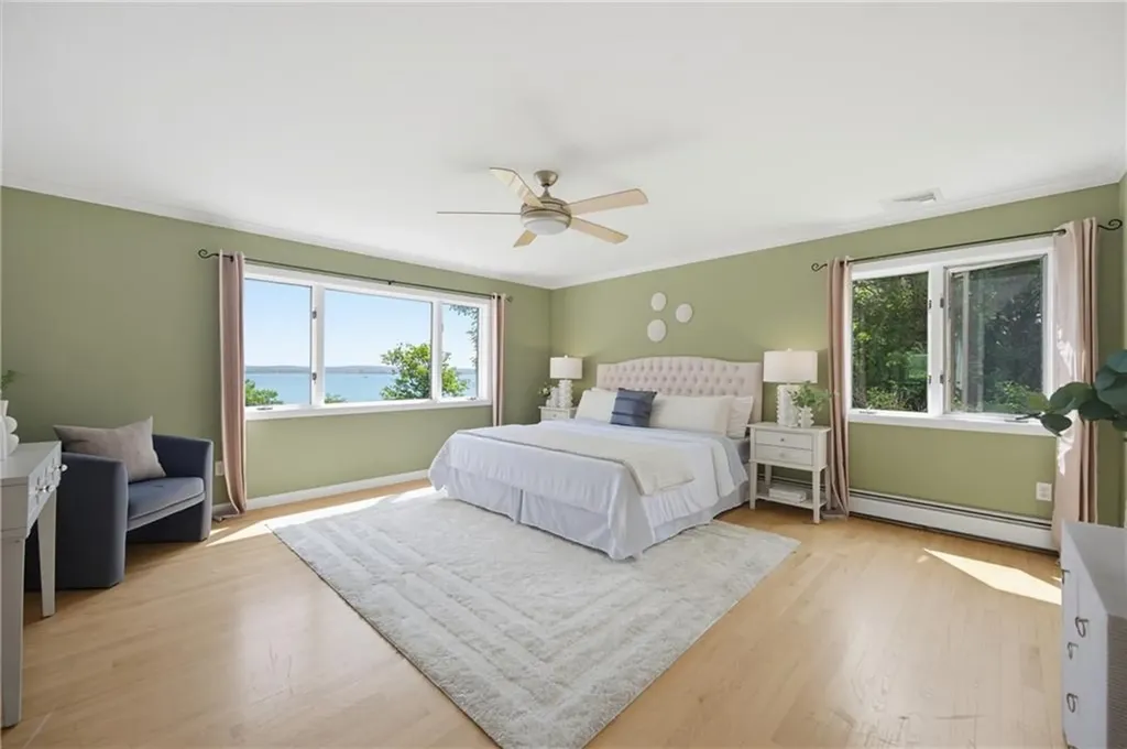 54 Oliver Hazard Perry Road Portsmouth RI 02871