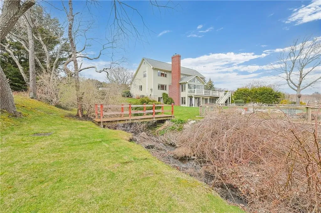 54 Oliver Hazard Perry Road Portsmouth RI 02871