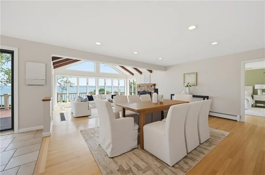 54 Oliver Hazard Perry Road Portsmouth RI 02871