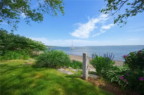 54 Oliver Hazard Perry Road Portsmouth RI 02871