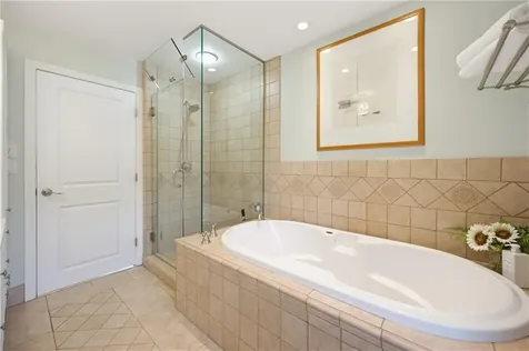 54 Oliver Hazard Perry Road Portsmouth RI 02871