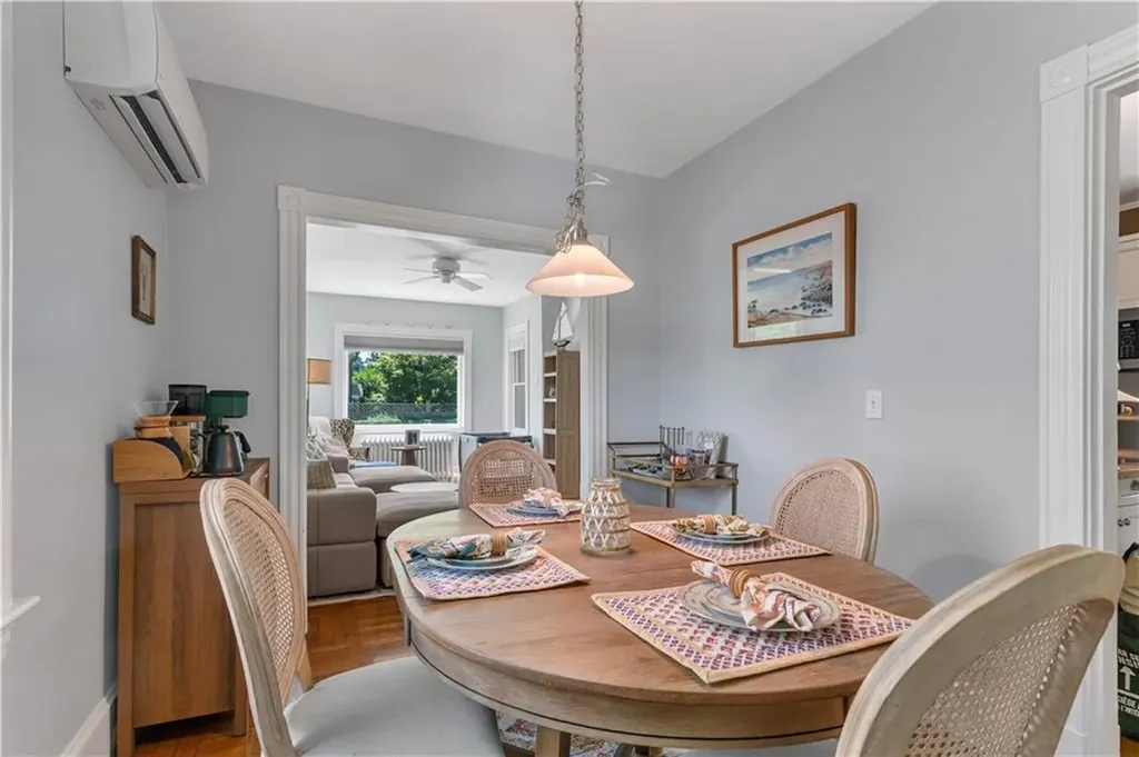 3 Sycamore Street Newport RI 02840