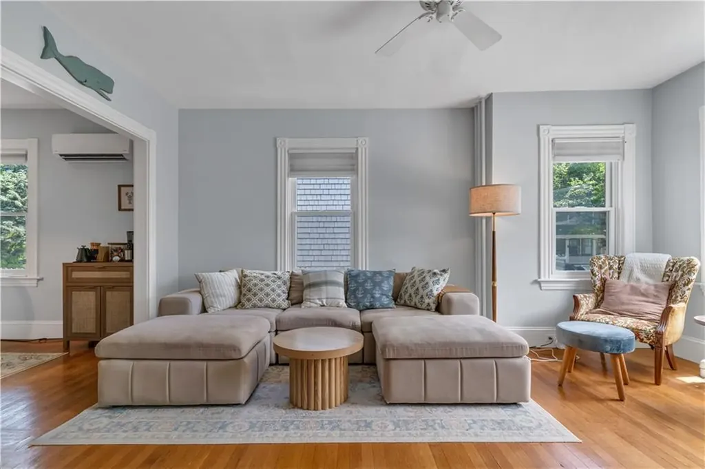 3 Sycamore Street Newport RI 02840