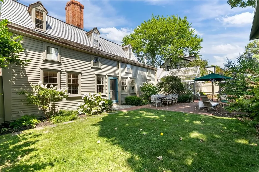 22 Bridge Street Newport RI 02840