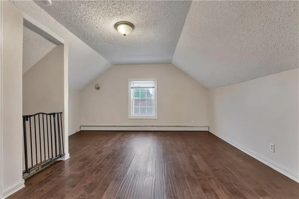 86 Westwood Avenue Cranston RI 02905