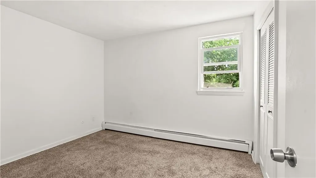 27 Gillen Avenue North Providence RI 02904