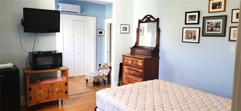 146 Lexington Avenue Cranston RI 02910