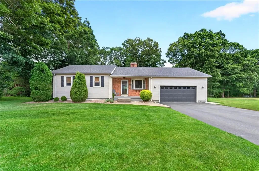 12 Briar Hill Drive Cranston RI 02921
