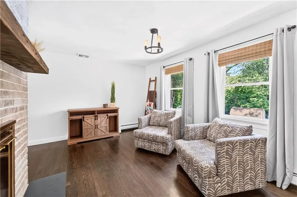 12 Briar Hill Drive Cranston RI 02921