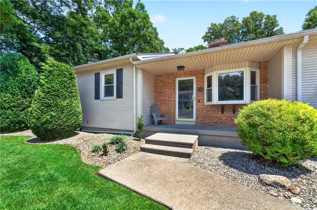 12 Briar Hill Drive Cranston RI 02921