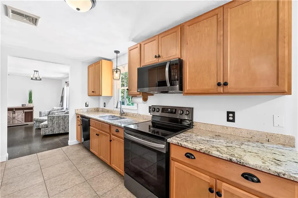 12 Briar Hill Drive Cranston RI 02921