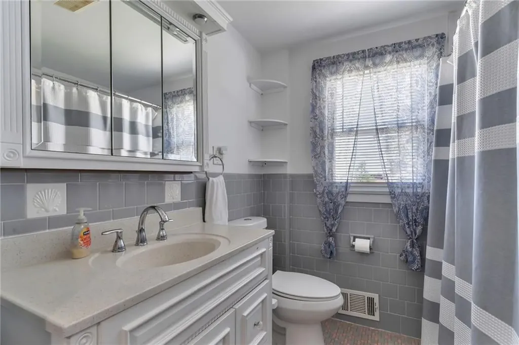 26 Bernard Street Cranston RI 02920