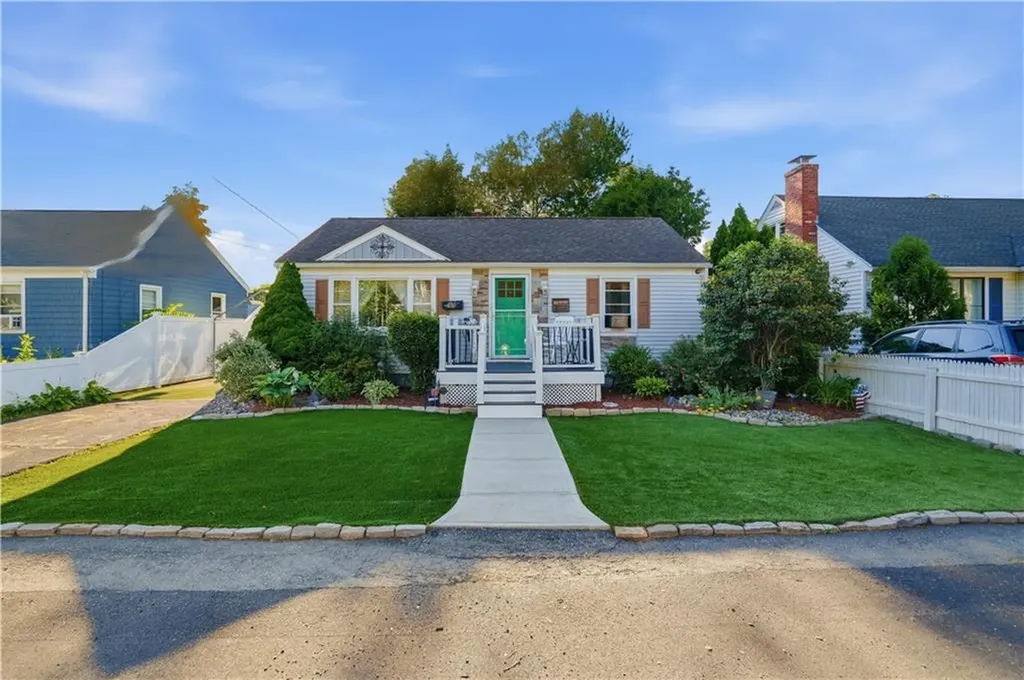 11 Cherry Street North Providence RI 02911