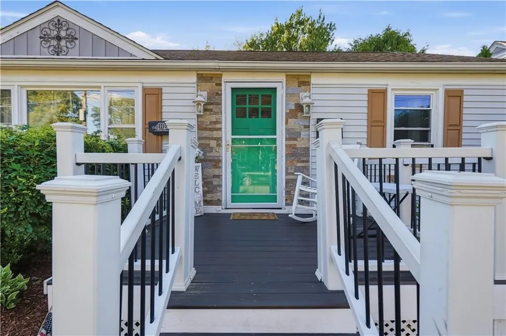 11 Cherry Street North Providence RI 02911