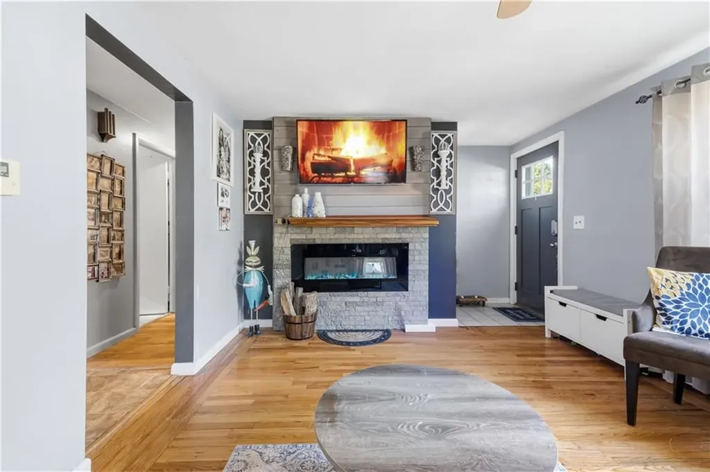 11 Cherry Street North Providence RI 02911