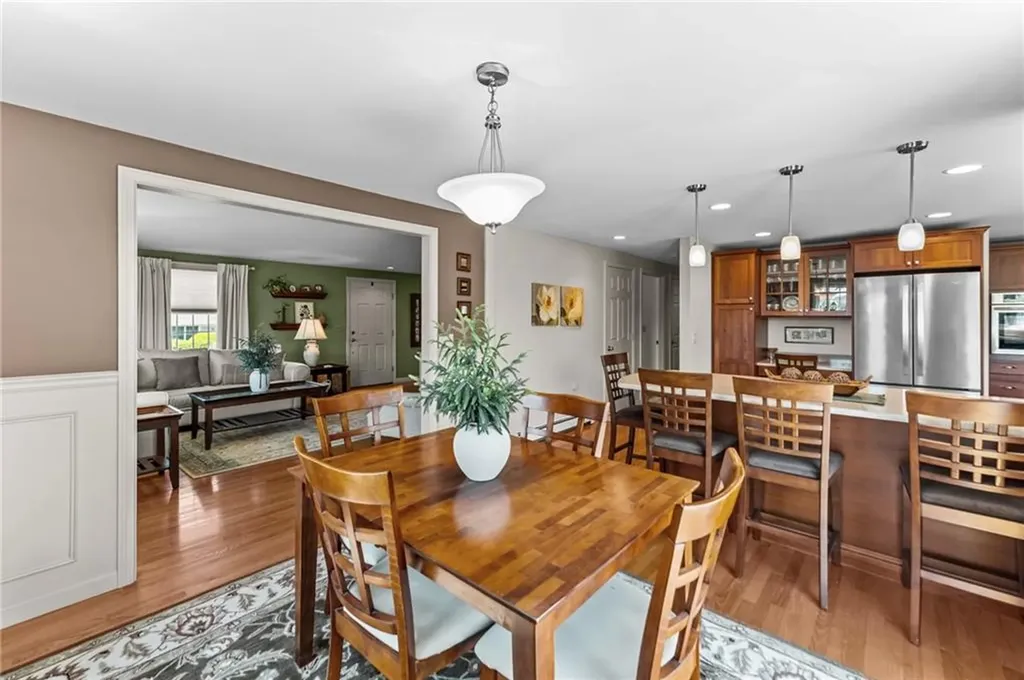 14 Wolcott Avenue Middletown RI 02842