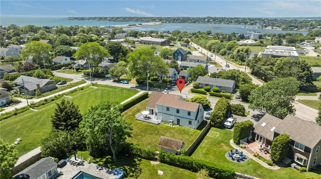 14 Wolcott Avenue Middletown RI 02842