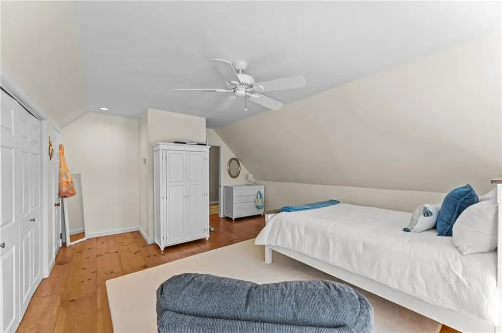 14 Wolcott Avenue Middletown RI 02842