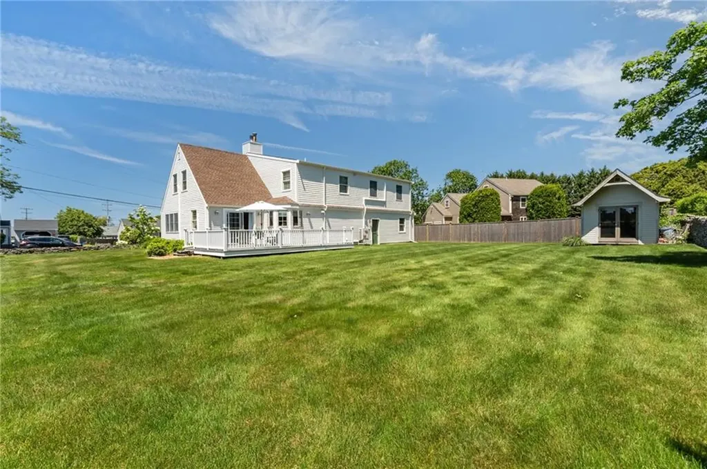 14 Wolcott Avenue Middletown RI 02842
