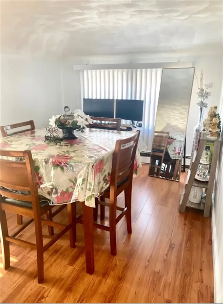 116 Warwick Road Pawtucket RI 02861