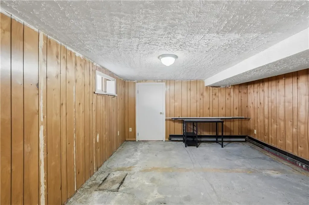 116 Warwick Road Pawtucket RI 02861