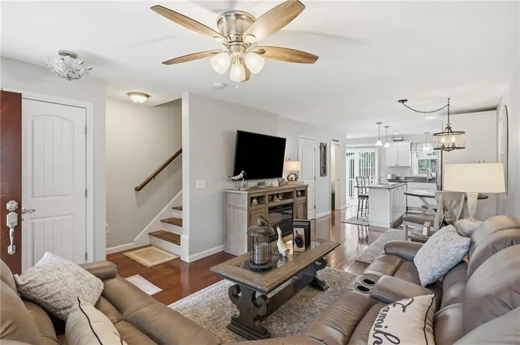 100 Woodlawn Avenue North Providence RI 02904