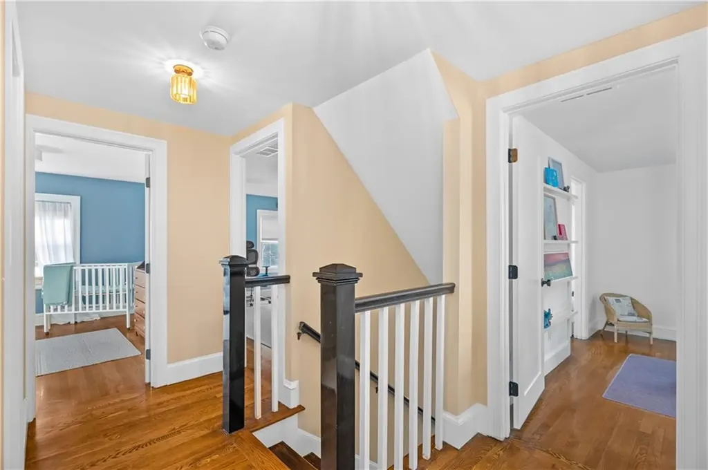 24 Huntington Drive East Providence RI 02916