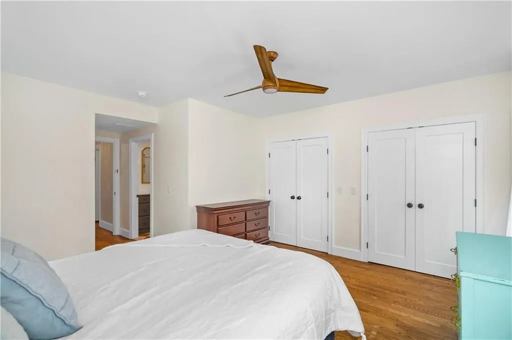 24 Huntington Drive East Providence RI 02916
