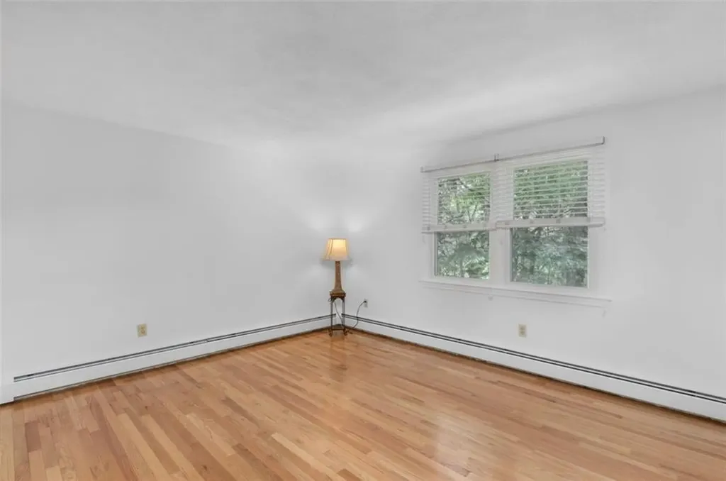 123 Hines Farm Road Cranston RI 02921